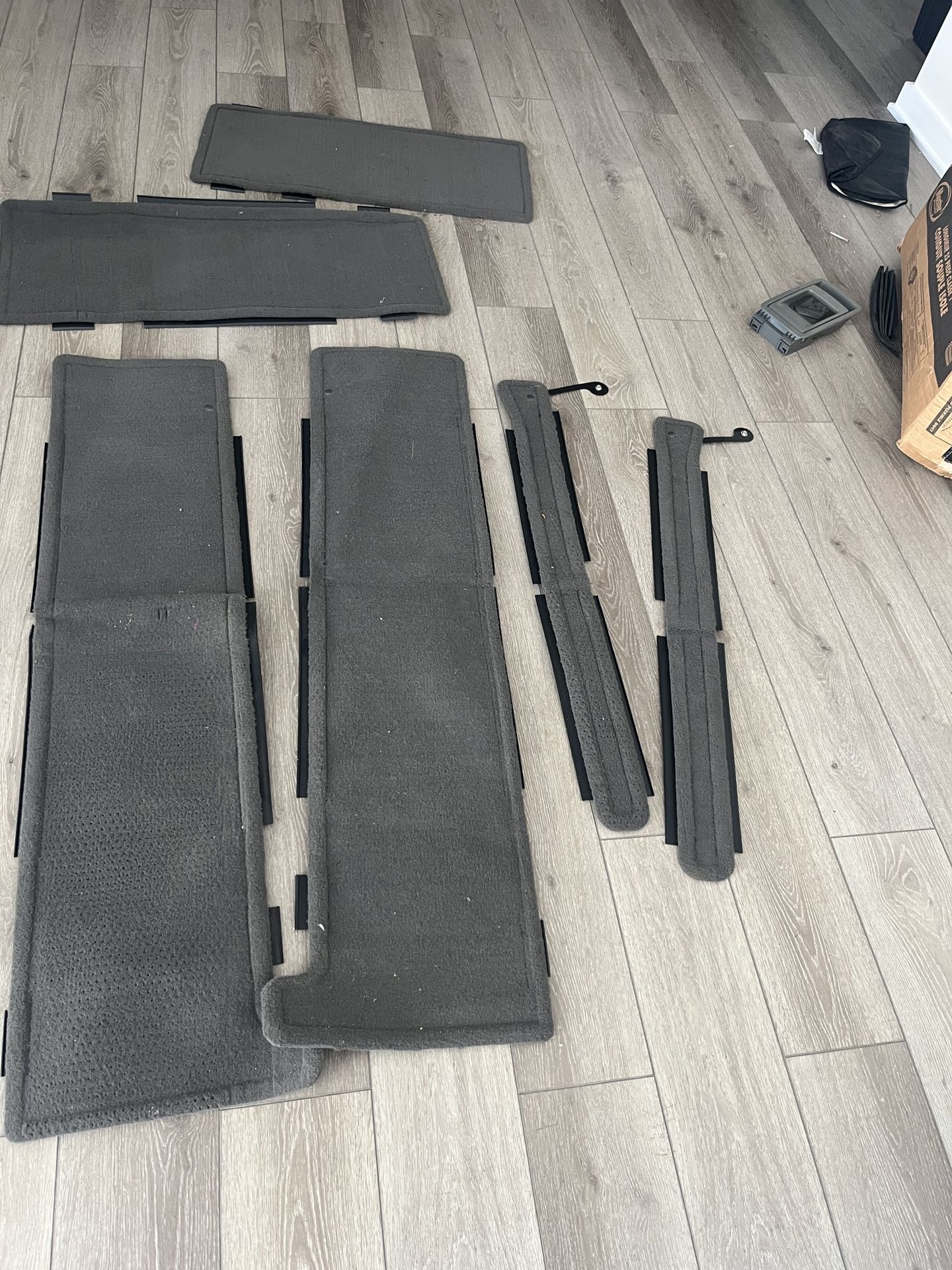 2011 Toyota Sienna XLE floor mats