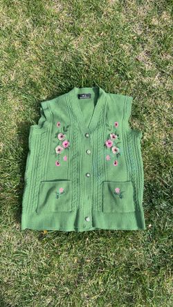 Hualinyanmaoshan Women Vest