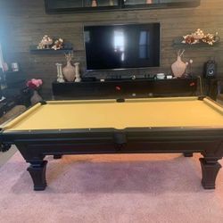 American Pool Table 