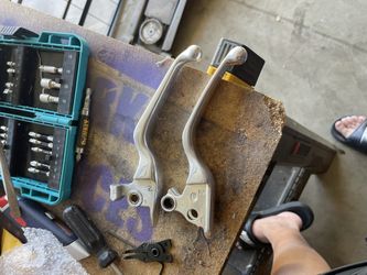 2021 Harley Softail Street Bob OEM Levers