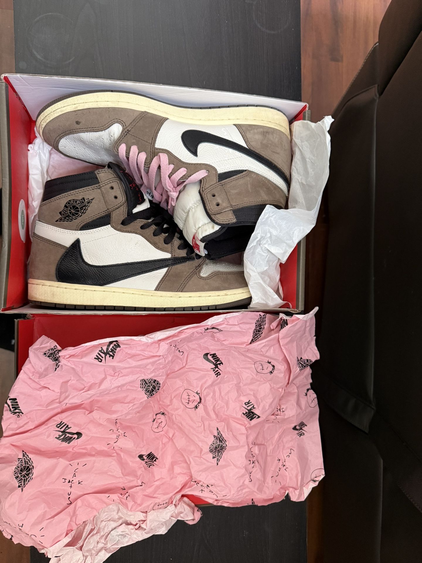 Jordan 1 Retro High Travis Scott Reverse Mochas