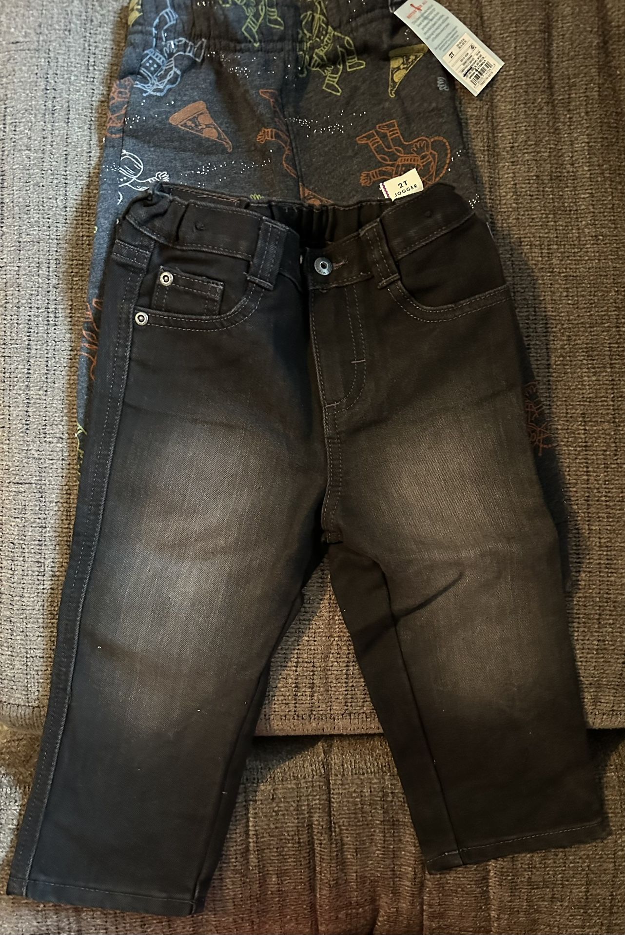 Toddlers Size 2T Sweatpants and Jeans New