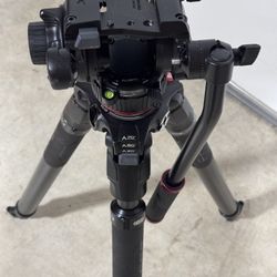 Manfrotto 504X Fluid Video Head with 635 FAST Carbon Fiber Tripod