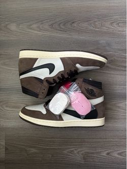 Travis Scott x Jordan 1 High “Mocha”