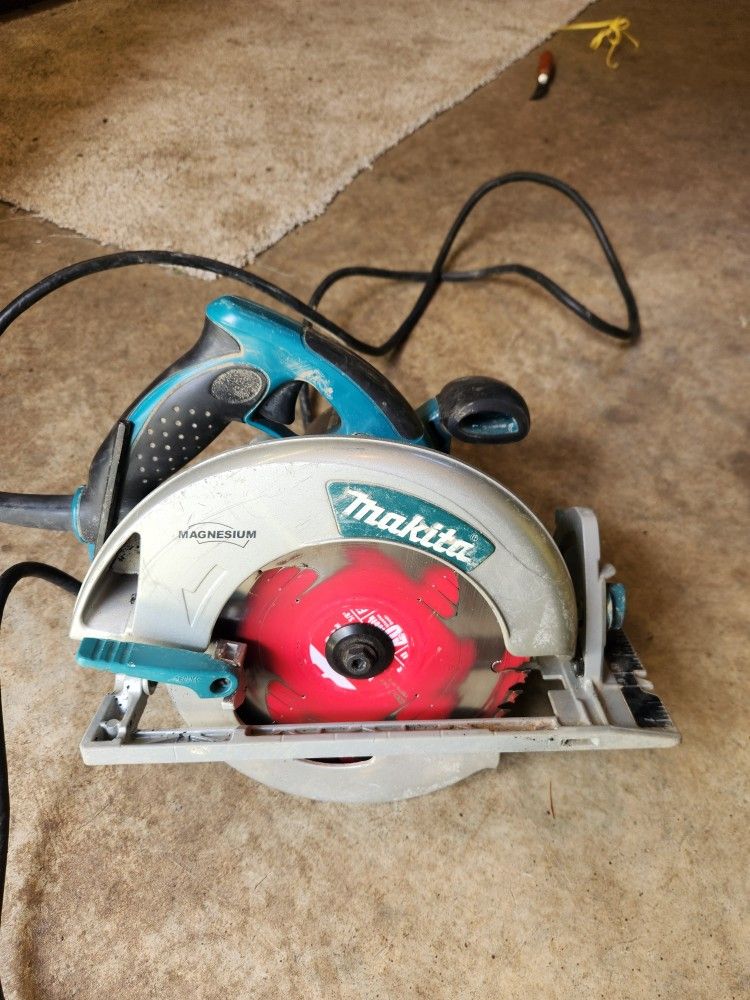 Makita Skill Saw