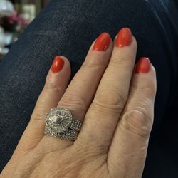 Beautiful 14K Gold Plated Ring For Sale ... Size 8... Many Styles Of Rings Available.... THIS IS SIZE 8 But Rings Come In Sizes 5-11