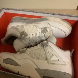 Jordan 4 Oreo’s Size 10 