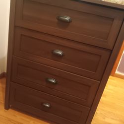 4 Drawer Dresser 