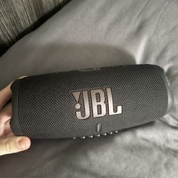 JBL charge 5 