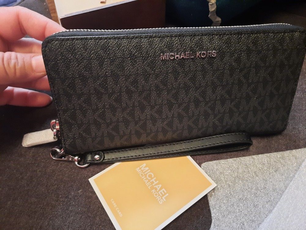 Michael Kors Wallet Jet Set Travel Continental New With Tag!