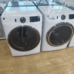 $1258(MSRP$2498, Save $1240) GE Washer with Electric Dryer Set