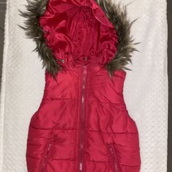 Girls Vest Size 6/7 