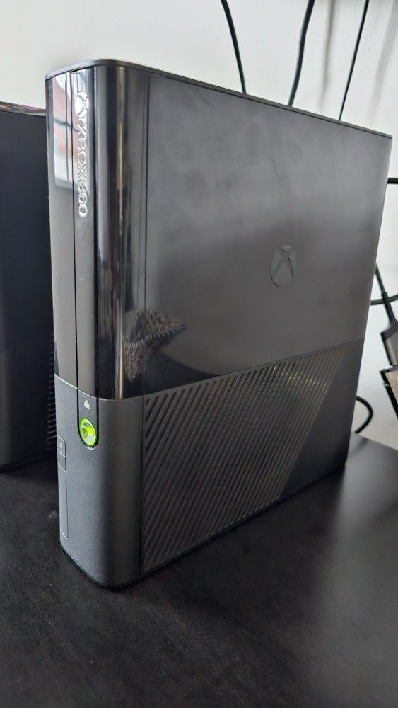 RGH 3 XBOX 360 E 500 GB