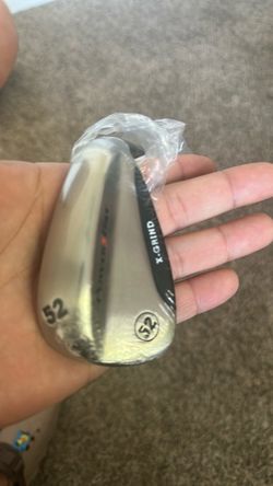 RH 52 Degree Powerbilt Wedge