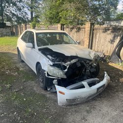 2001 Lexus IS300 Part Out