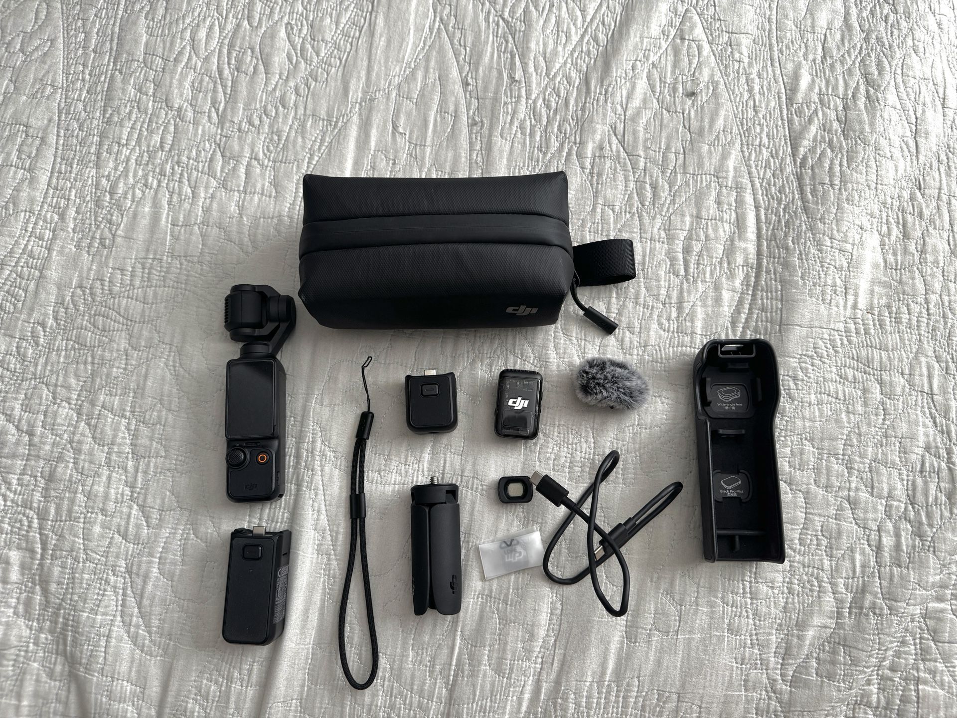 DJI Osmo Pocket 3 Creator Combo