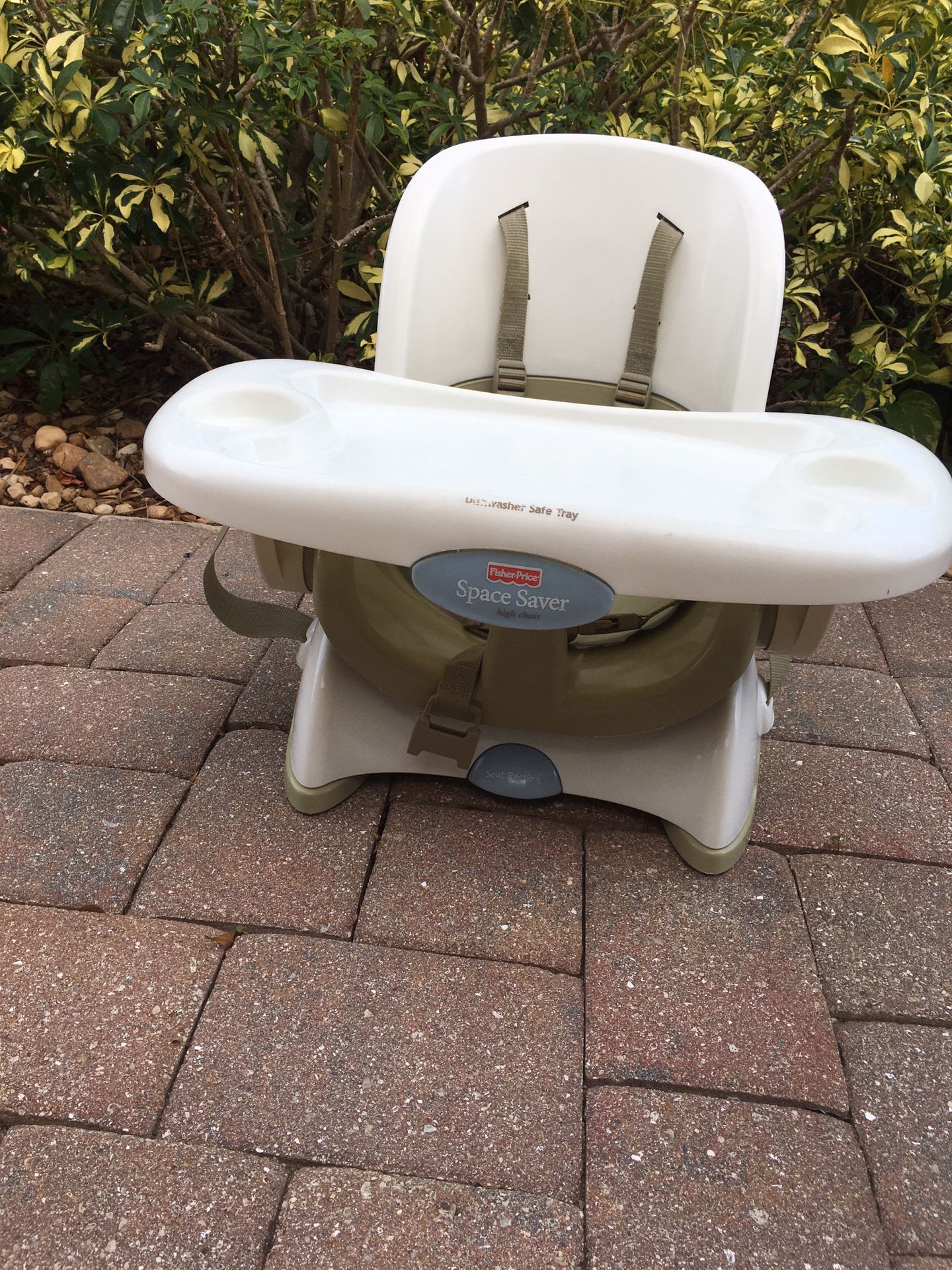 Fisher price space saver High Chair 