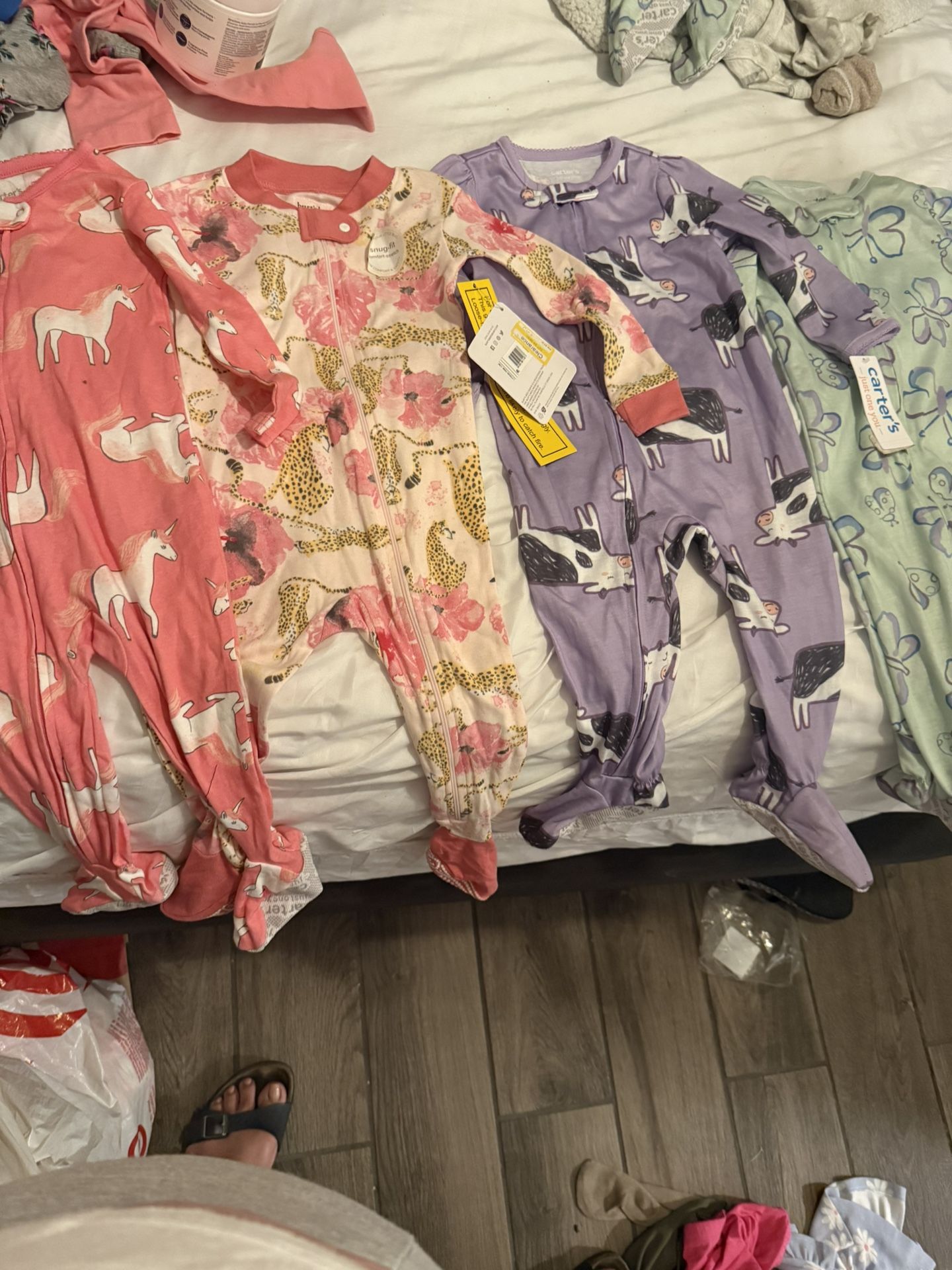 Onesies Size 12 Months All For$12