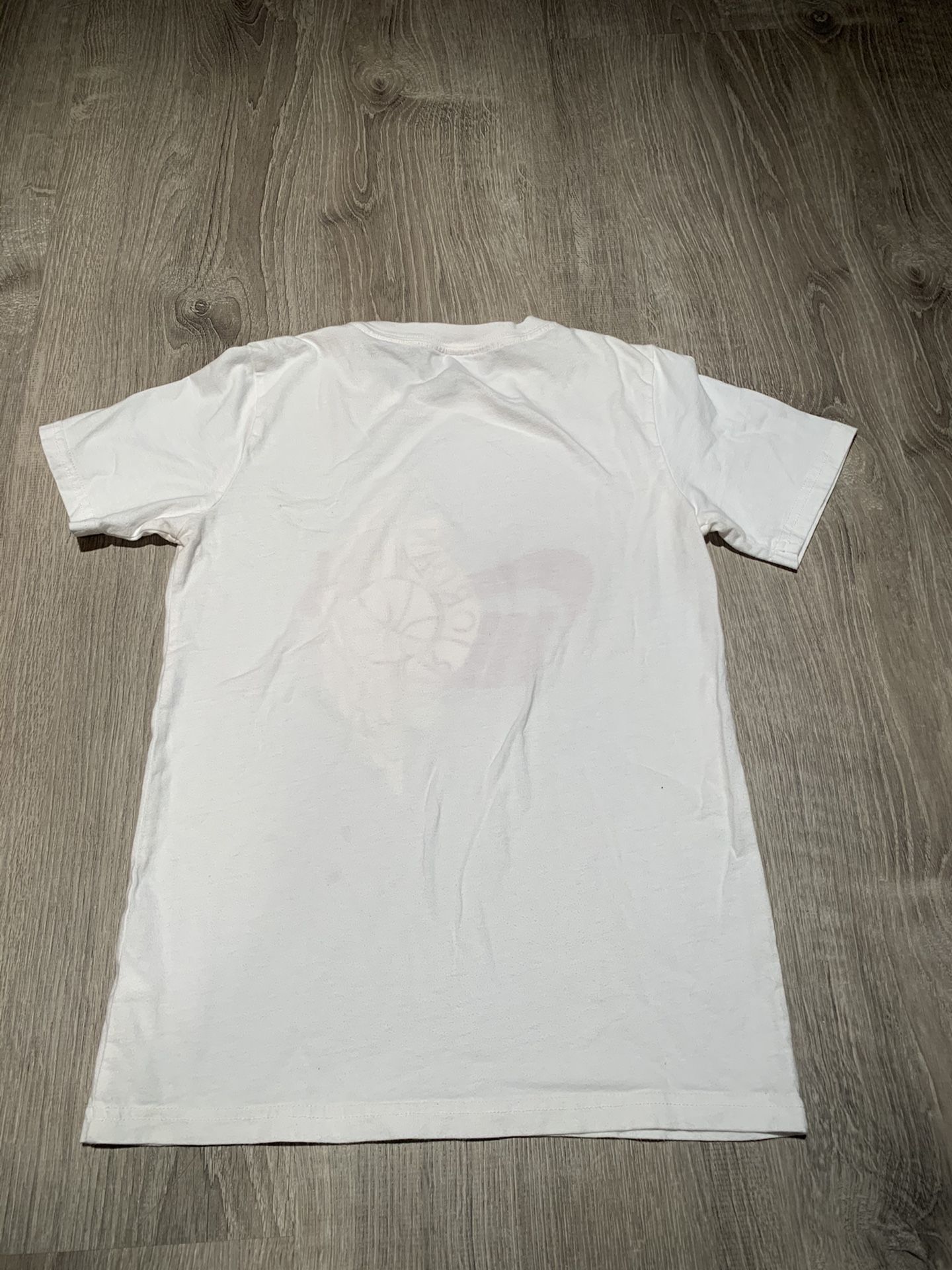 Nik Air Jordan White Red Tee Shirt - Size Boys Medium