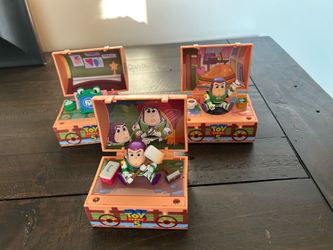Toy Story Popmart Mystery Andy Box - Buzz Lightyear and Lilypad
