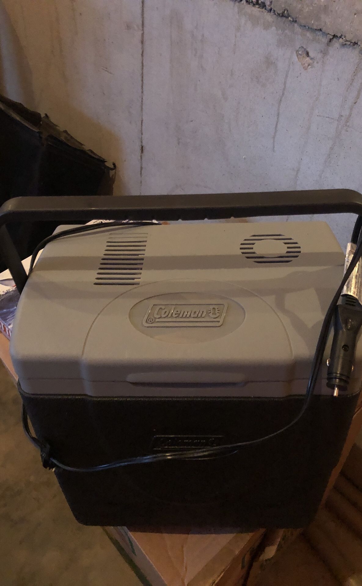 Coleman cooler 12v