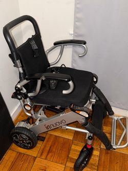 Innuovo 7084 Electric Wheelchair - Folding, Lightweight, 24V - Works Great