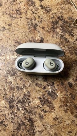 Grey beets earbuds