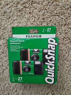 Fujifilm Quicksnap One Time Use 35mm Camera with Flash, 2 Pack