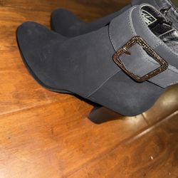 Women’s Ankle Booties 