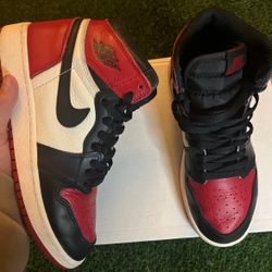 Jordan 1 Chicago 2013 Size 5y