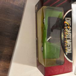 Road Signature 1970 Dodge Cornett Rt Diecast Model