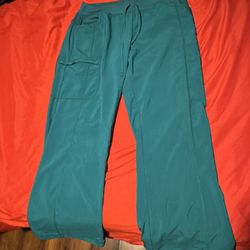 MDC Uniforms for Sale – Size Large (2 Tops & 2 Pants)