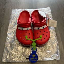 Crocs Classic Disney Lightning McQueen