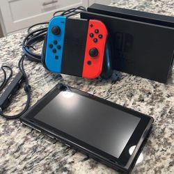 Nintendo Switch 