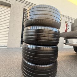255/45/19 Lexani Voltec 70%+ Tread (4)
