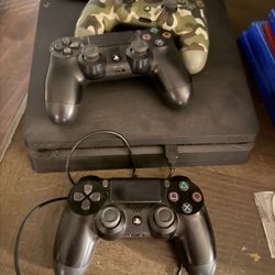 🎮 PS4 500GB Bundle – 4 Controllers – $100 AQ q