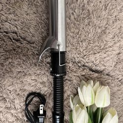 Conair Instant Heat 1½" Curling Iron, Creates Soft Waves and Curls for Medium to Long Hair