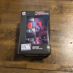 $13 DZNR Transformers Megatron Plush 