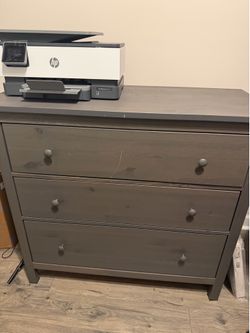 🪑 3-Drawer Dresser for Sale – $125