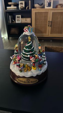 Disney Celebrate the Season Christmas Snow Globe