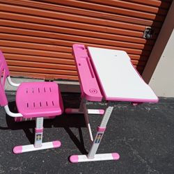 Used Little Girls Pink Desk Adjustable