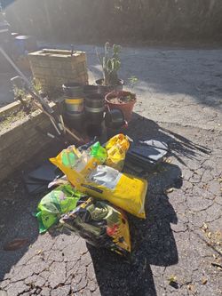 Garden Lot – Soil, Pots, Tools & Cactus