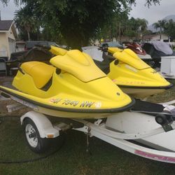 2 96 SEADOO XP800 CC RUNNING CONDITION  PRICE IS EACH SKI NO TRAILER PACKAGE DEAL WITH TRAILER 4800 