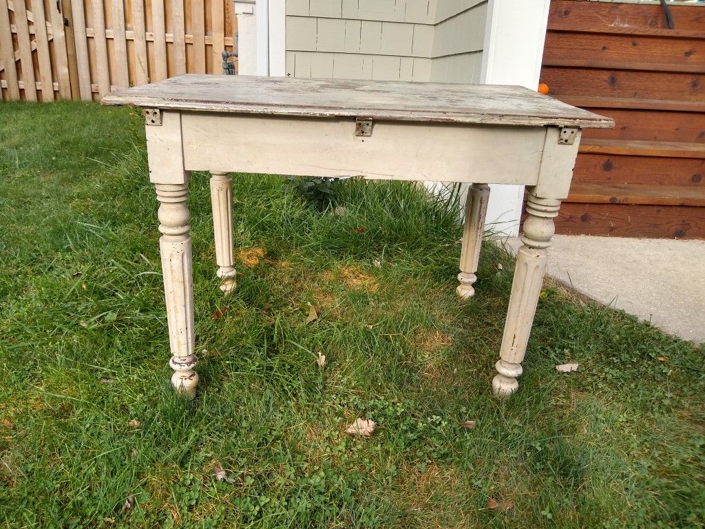 Farm Table
