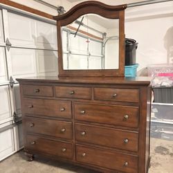 Wood Dresser