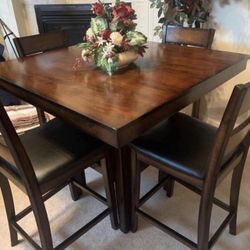 High Top Table And 4 Chairs (Can Deliver For Extra)