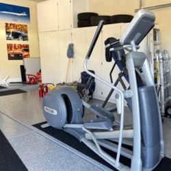 Precor EFX576i Elliptical 