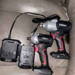 2 Impact Wrenches 1 Battery And Charger 