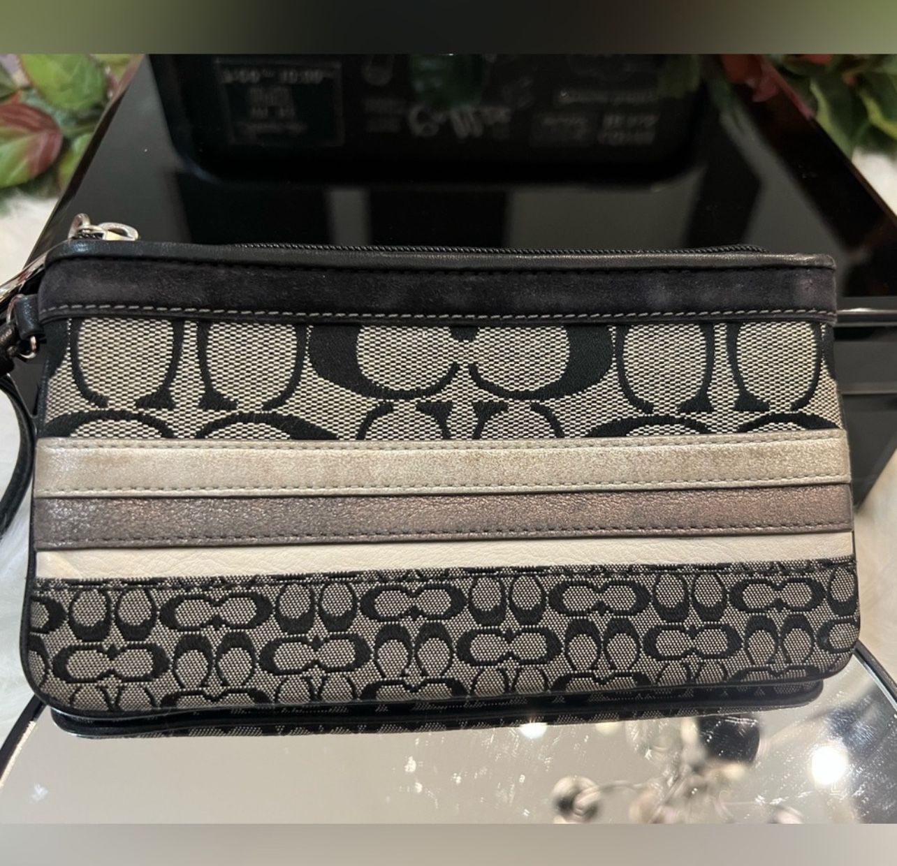 Coach Wristlet Vintage Authentic