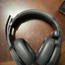 Garmin Dẽzl Headset 200 2-in-1 premium trucker headset